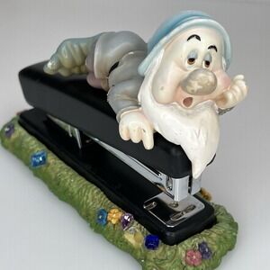 Disney Snow White & The Seven Dwarfs Part of Office Desk Set-Sleepy Stapler **